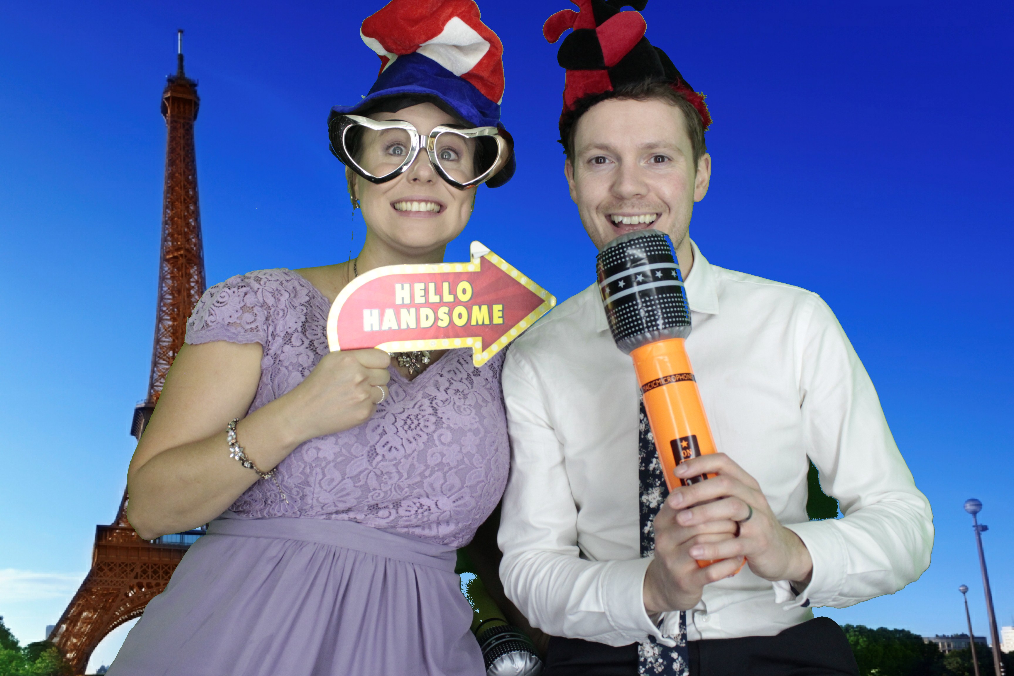 Mr & Mrs Brooks | View more photos from the event at gallery.myphotoboothexperience.co.uk/u/MyPhotoBoothExperienceLtd/Mr-Mrs-Brooks